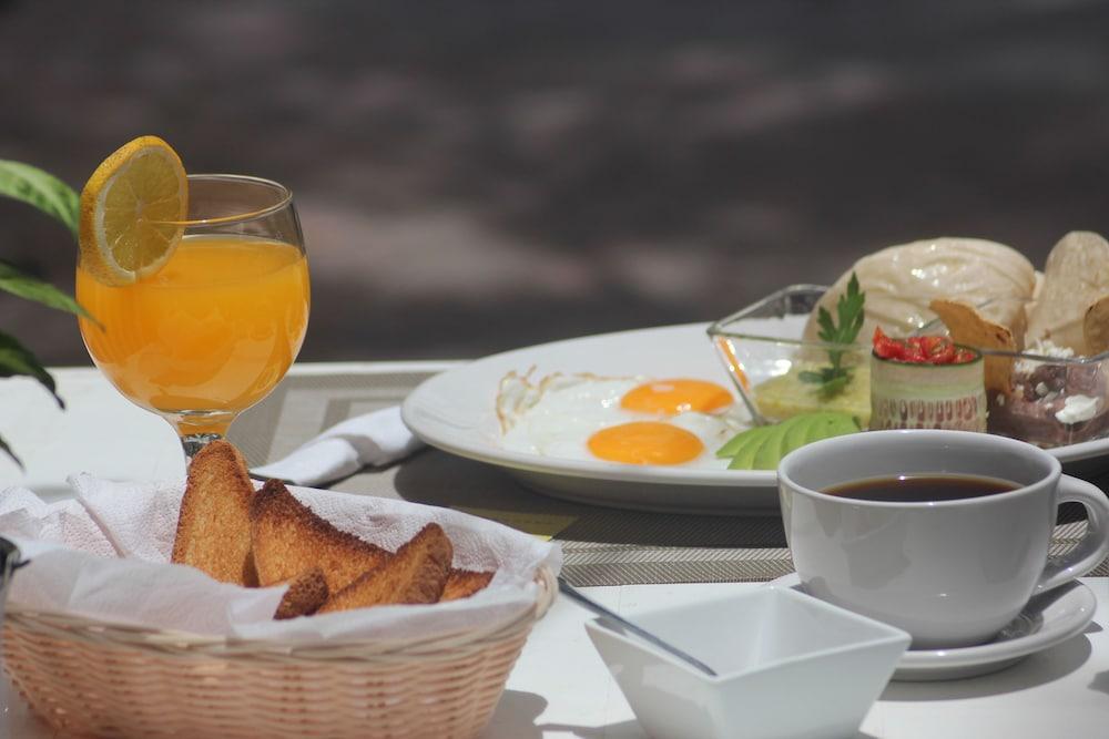 Senses Quinta Avenida Hotel By Artisan (Adults Only) Плая-дель-Кармен Экстерьер фото